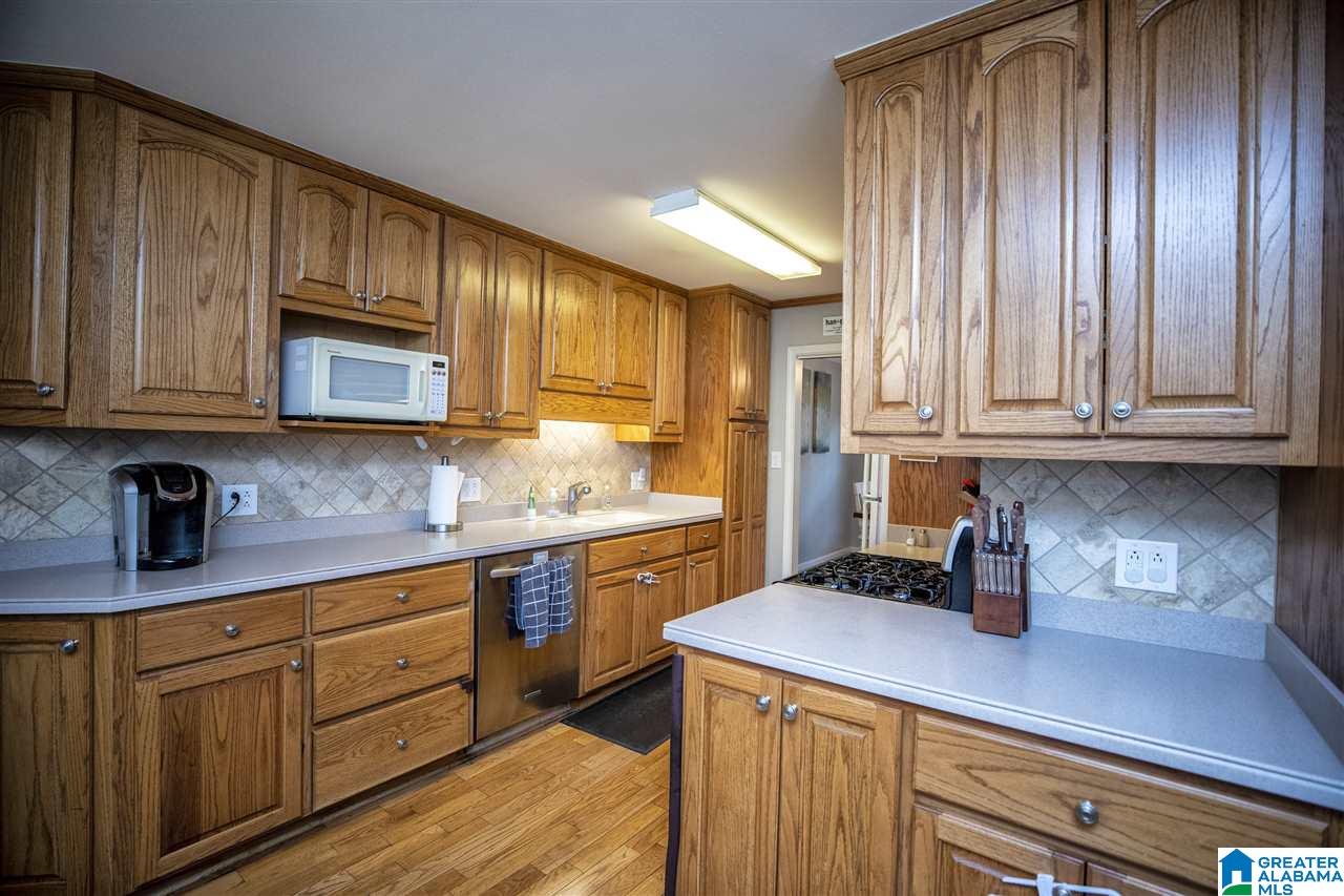 5042 Indian Valley Road Birmingham, AL 35244 - Photo 10 of 40
