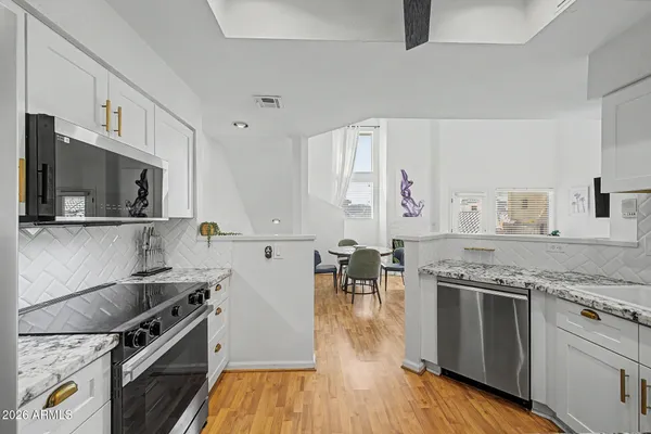 $425,000 | 101 North 7th Street, Unit 212, Phoenix, AZ 85034