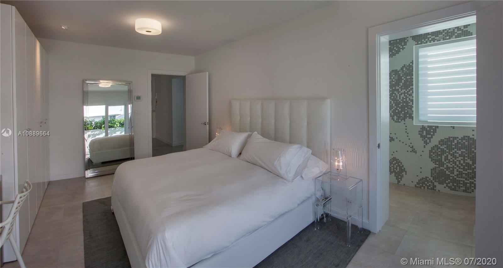 124 11th Street Miami Beach, FL 33139 - Photo 9 of 20