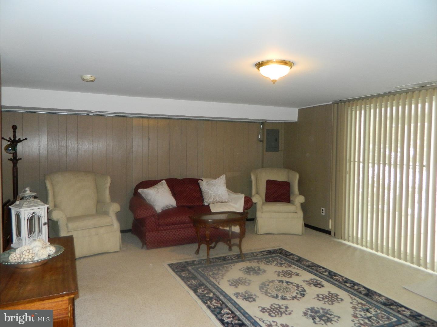 10828 Rayland Road Philadelphia, PA 19154 - Photo 9 of 16 Gallery Image 9