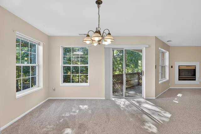 $310,000 | 307 Gazebo Court, New Windsor, NY 12553