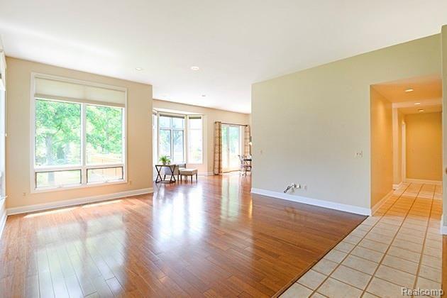 10873 Ridge View Trail Fenton, MI 48430 - Photo 7 of 39