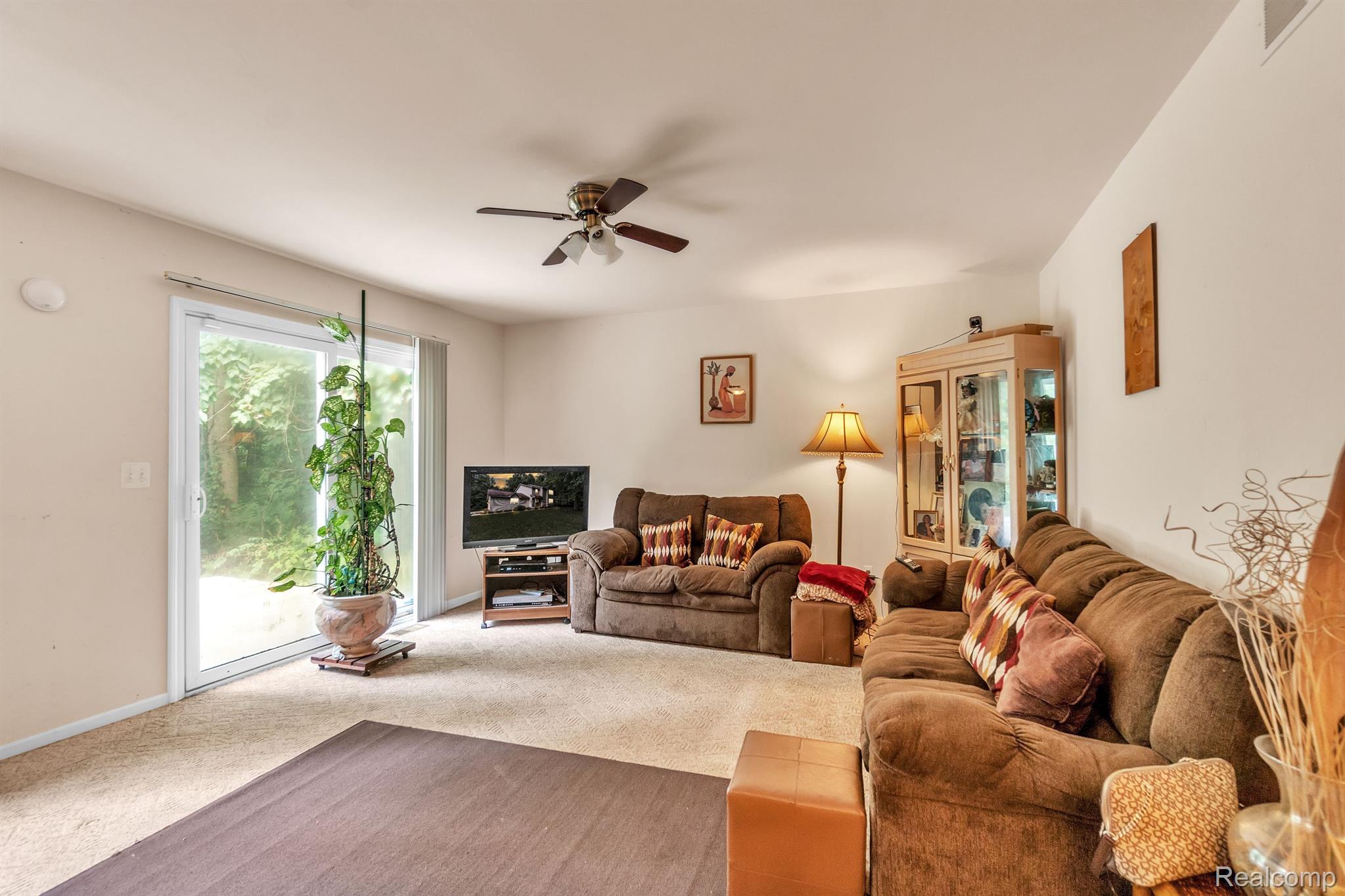 50200 Willow Road Belleville, MI 48111 - Photo 9 of 29 Gallery Image 9
