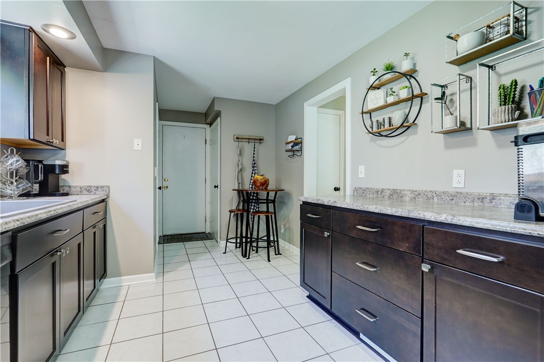 32 Charrington Road Irondequoit, NY 14609 - Photo 22 of 46