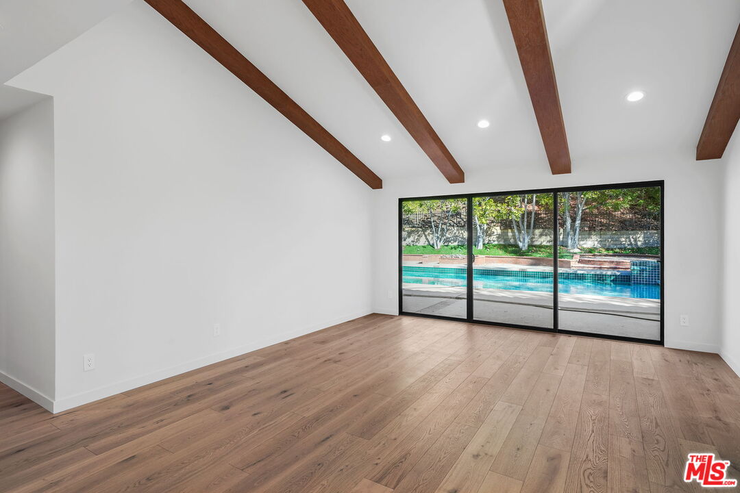 10429 Windtree Drive Los Angeles, CA 90077 - Photo 12 of 20