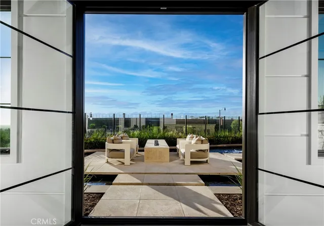 $5,960,900 | 564 Peninsula, Irvine, CA 92602