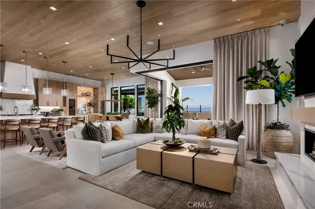 $5,960,900 | 564 Peninsula, Irvine, CA 92602