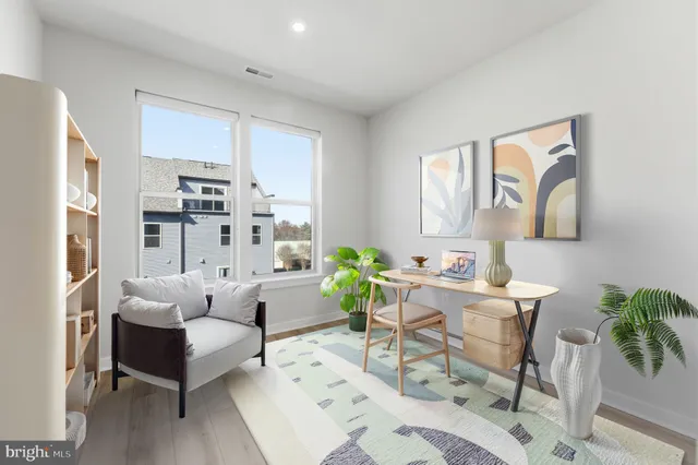 $3,450 | 2136 Glacier Road, Herndon, VA 20170