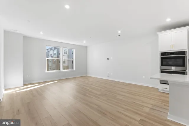 $3,450 | 2136 Glacier Road, Herndon, VA 20170