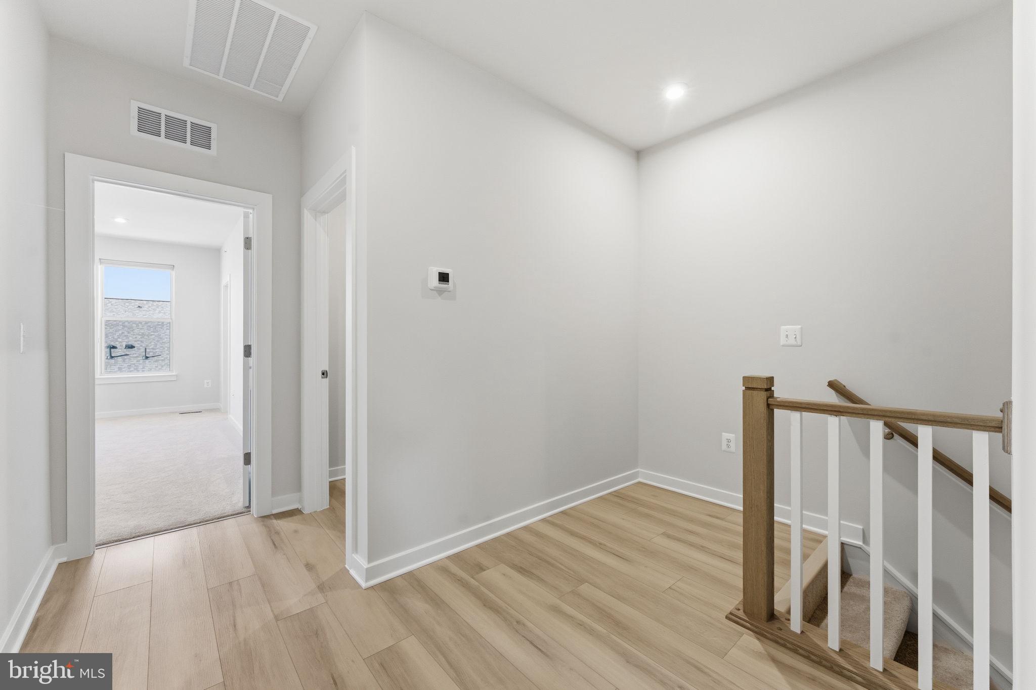 2136 Glacier Road Herndon, VA 20170 - Photo 20 of 79