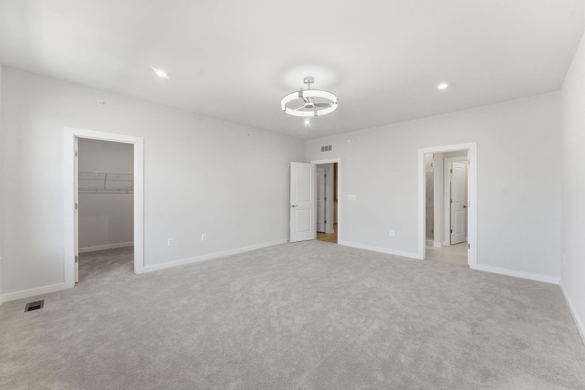 2136 Glacier Road Herndon, VA 20170 - Photo 22 of 79 Primary Bedroom
