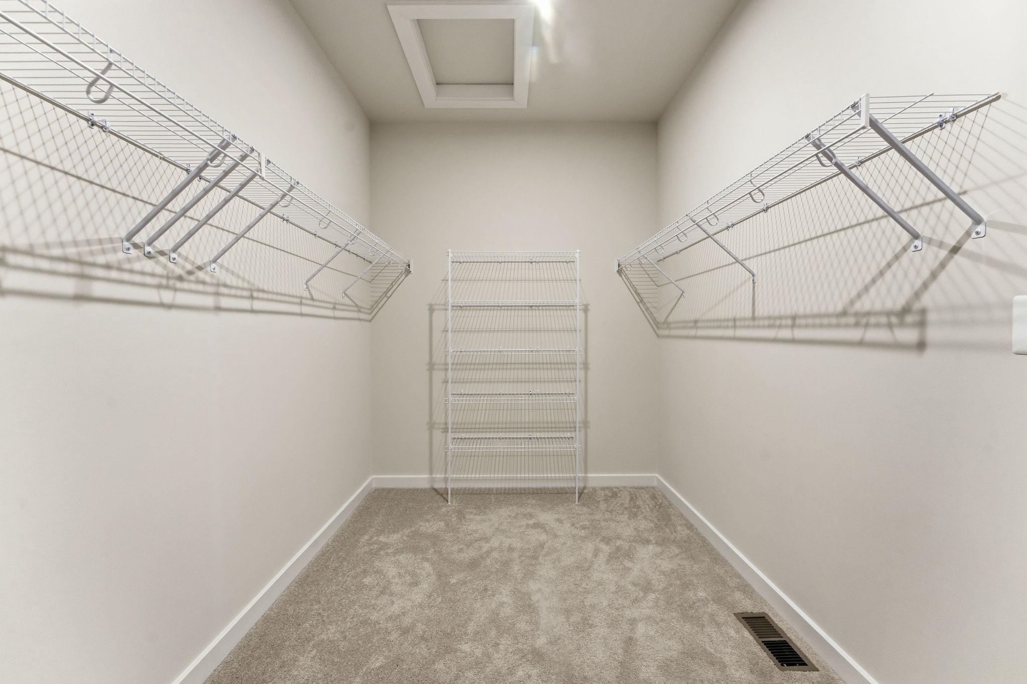 2136 Glacier Road Herndon, VA 20170 - Photo 28 of 79 Primary Walk-In Closet