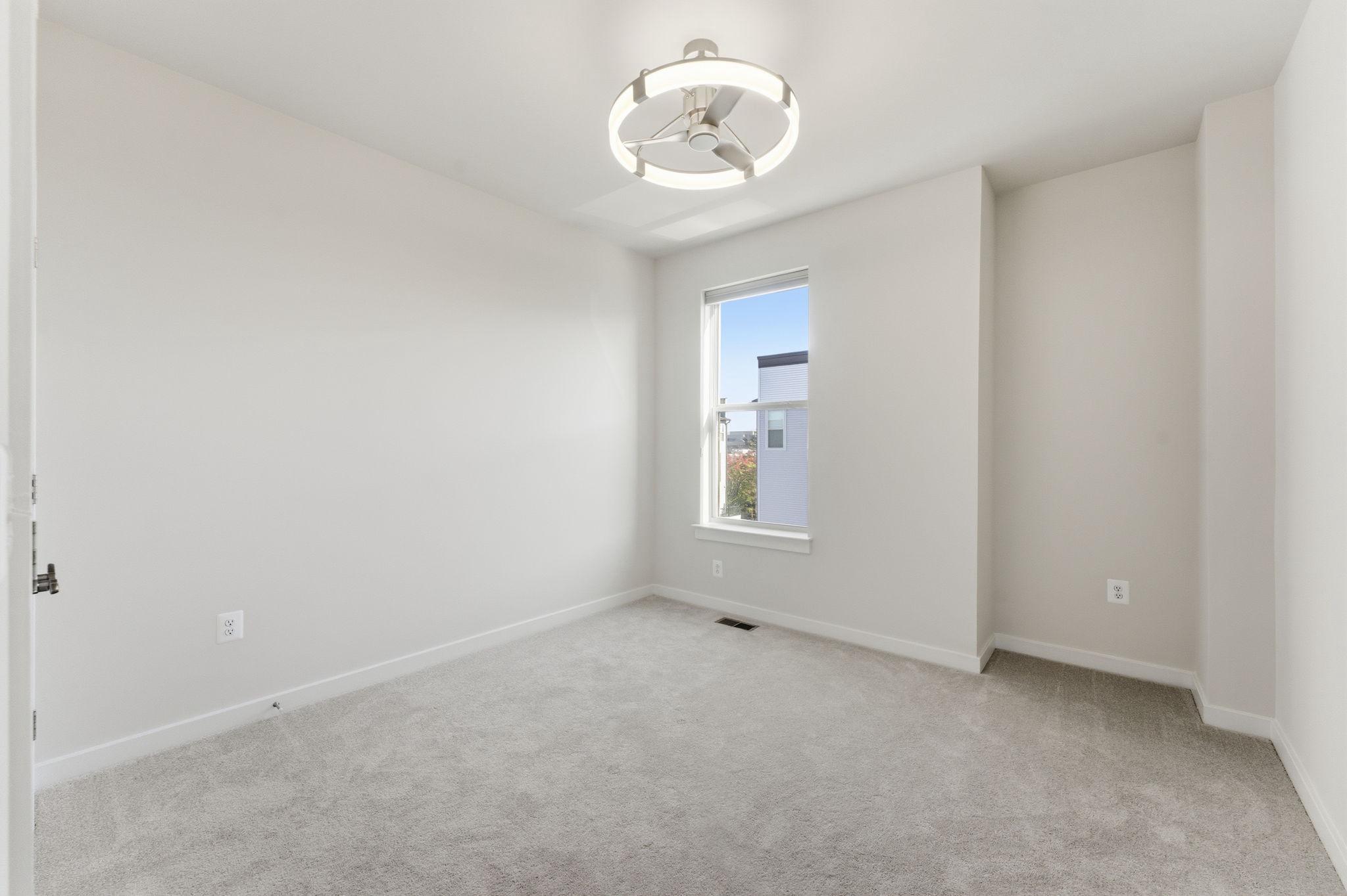 2136 Glacier Road Herndon, VA 20170 - Photo 30 of 79 Secondary Bedroom