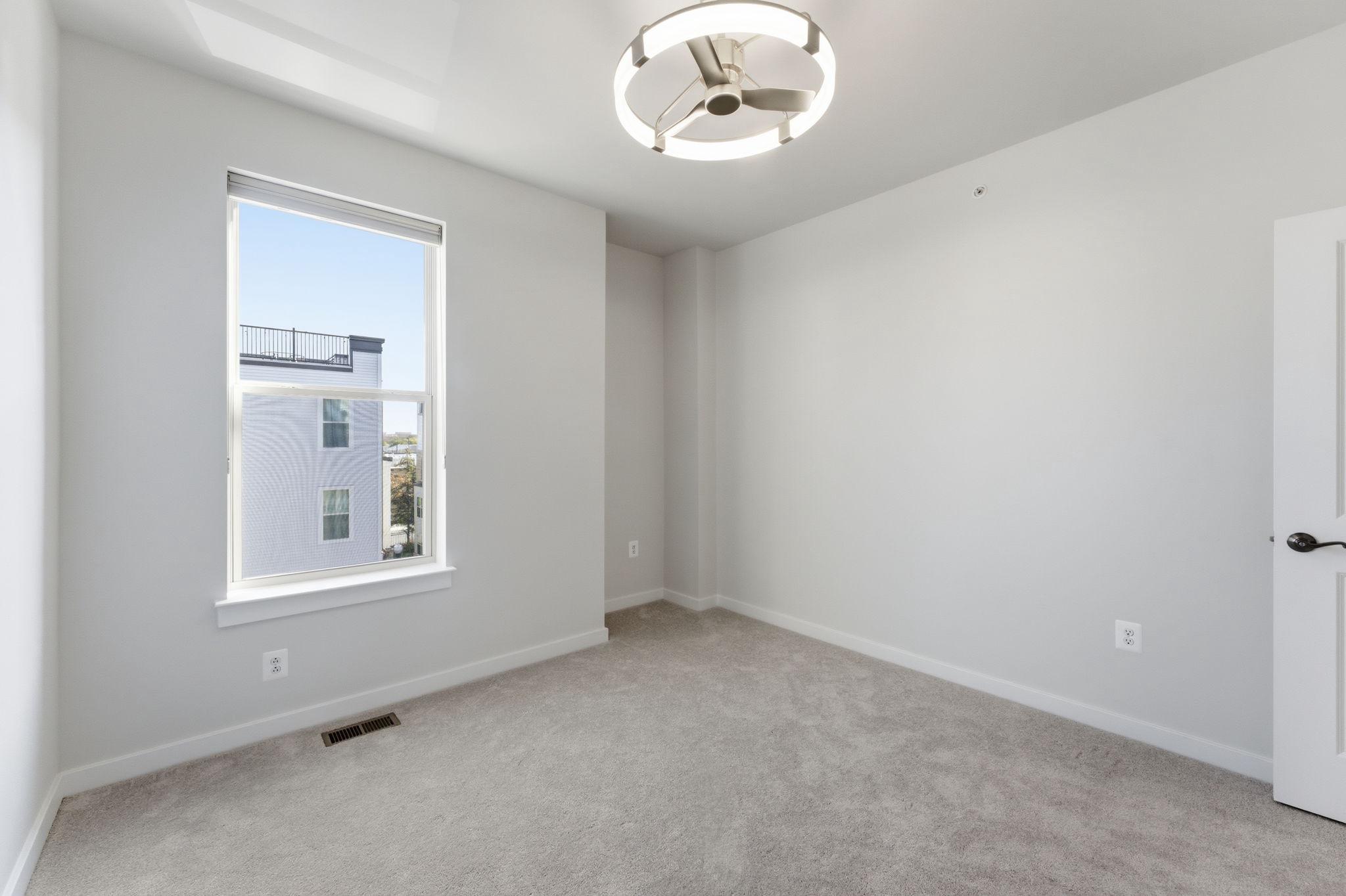 2136 Glacier Road Herndon, VA 20170 - Photo 31 of 79 Secondary Bedroom