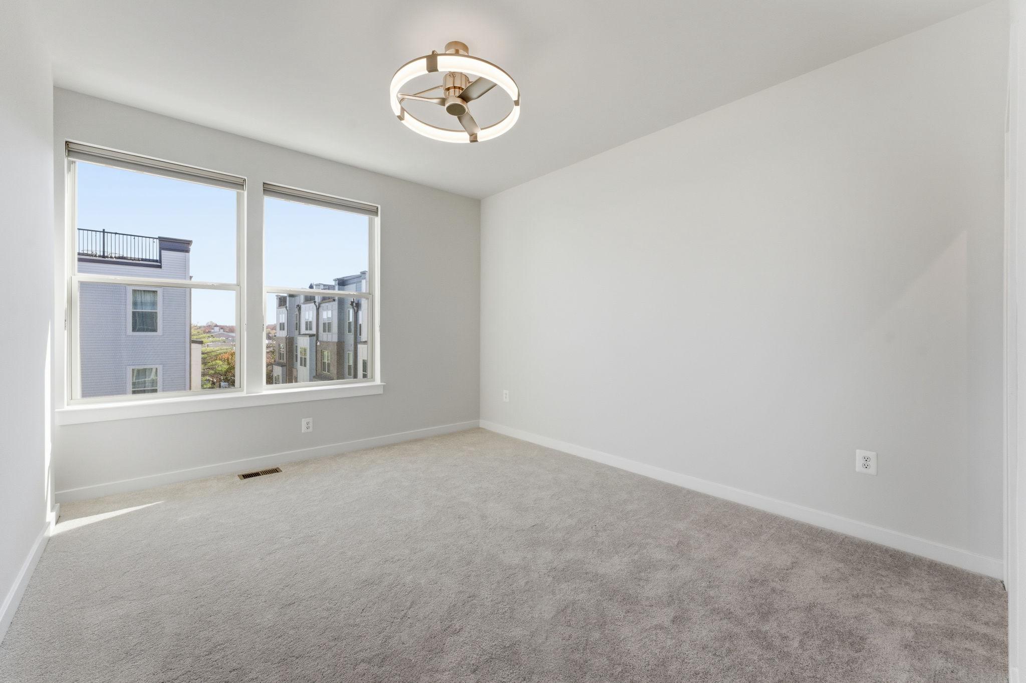 2136 Glacier Road Herndon, VA 20170 - Photo 32 of 79 Secondary Bedroom