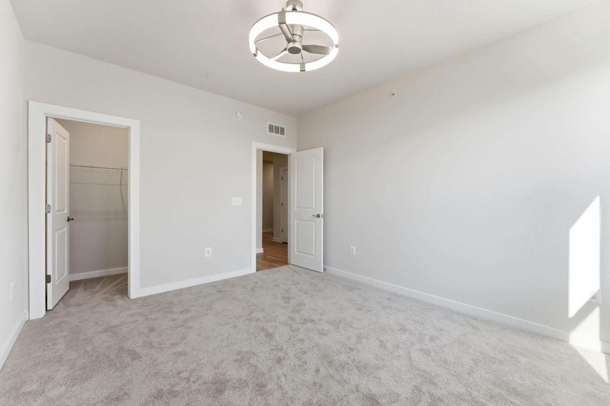 2136 Glacier Road Herndon, VA 20170 - Photo 33 of 79 Secondary Bedroom