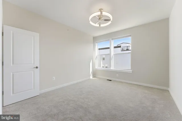 $3,450 | 2136 Glacier Road, Herndon, VA 20170