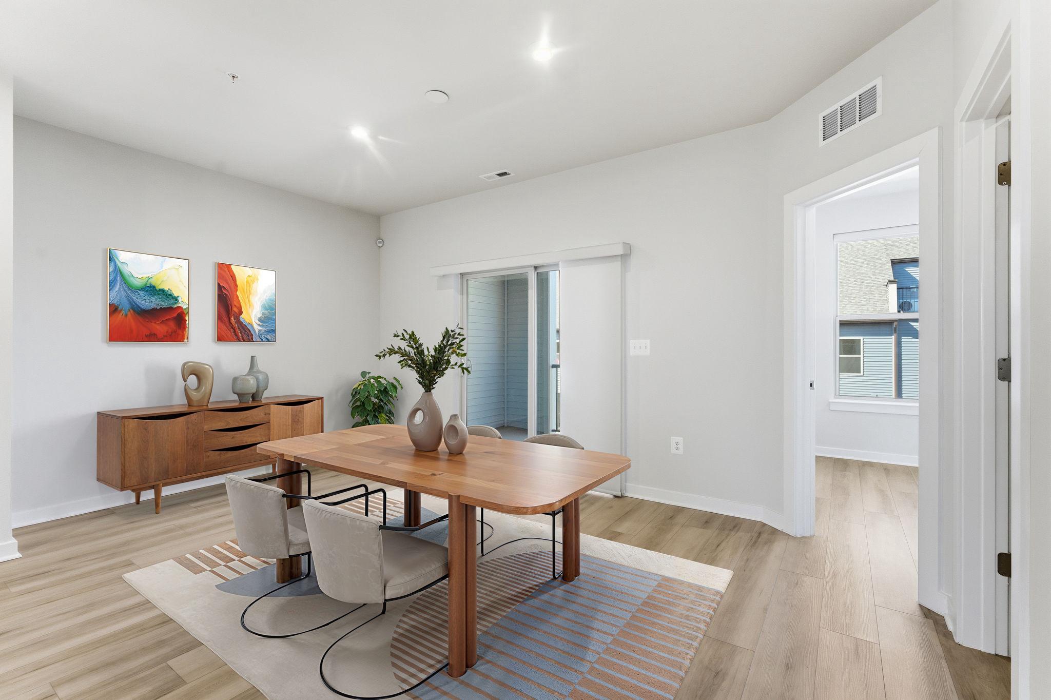 2136 Glacier Road Herndon, VA 20170 - Photo 5 of 79 Virtually Staged Dining Room or Breakfast Room