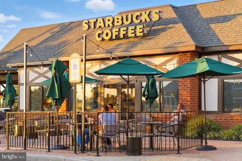 $3,450 | 2136 Glacier Road, Herndon, VA 20170