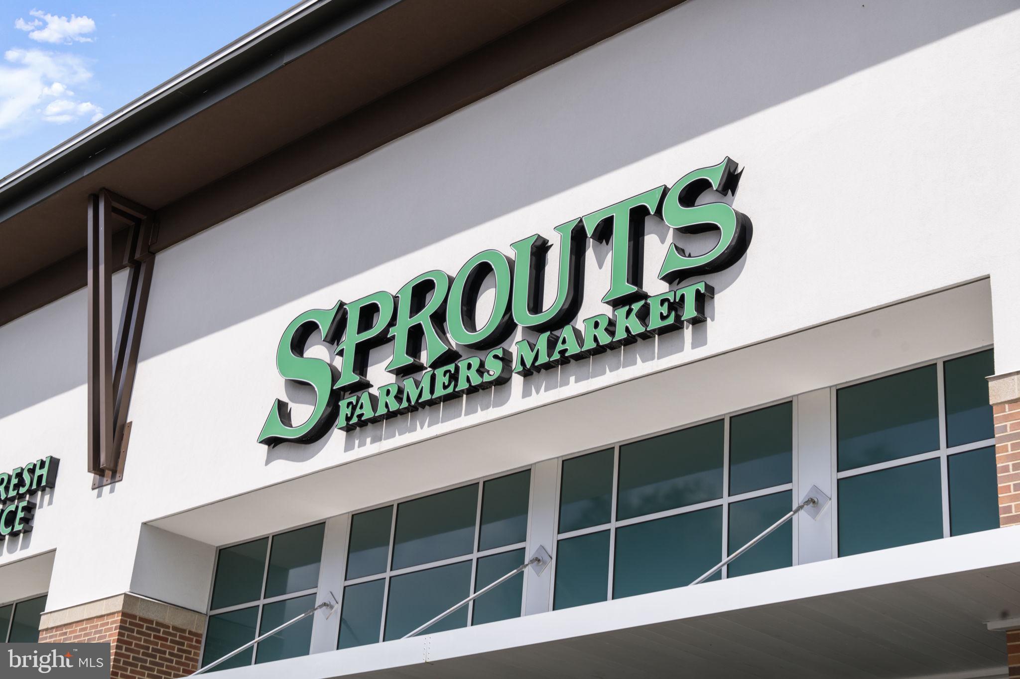 2136 Glacier Road Herndon, VA 20170 - Photo 61 of 79 a close up of a street sign