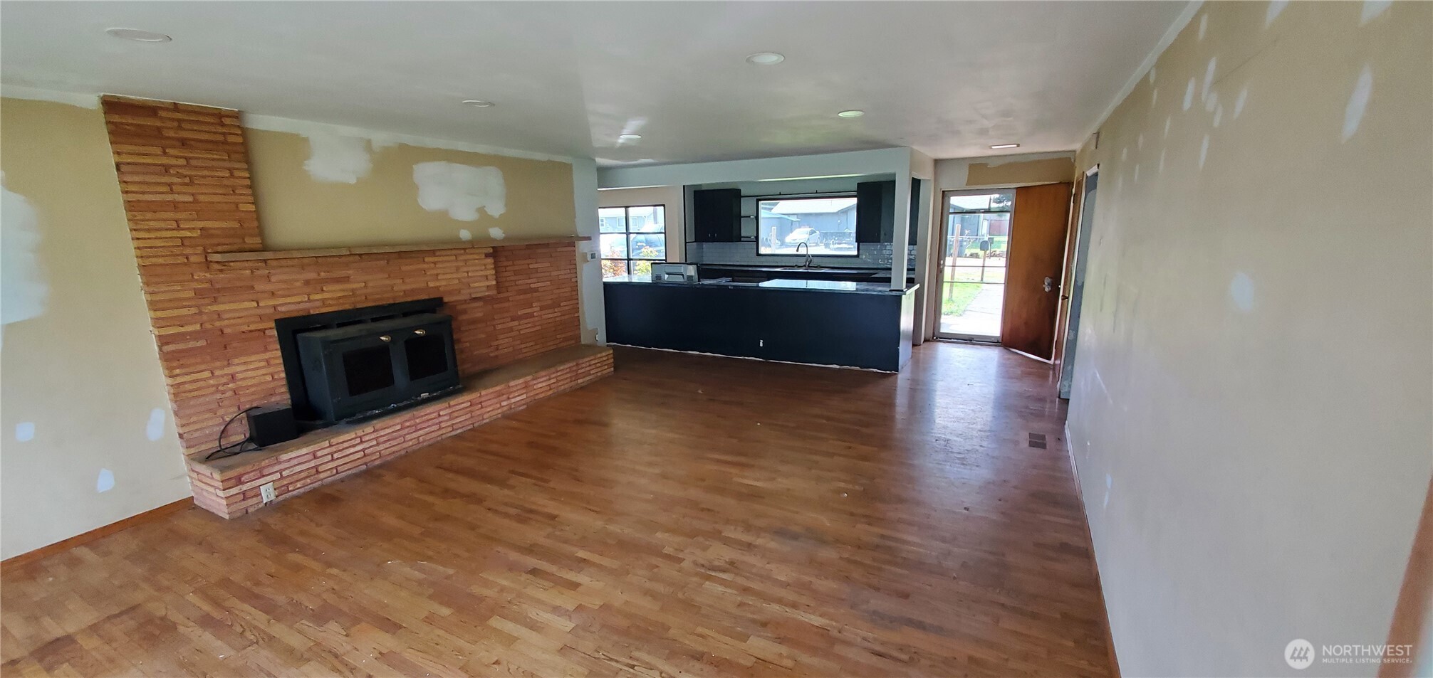 7016 Harrison Road Aberdeen, WA 98520 - Photo 3 of 27 Gallery Image 3