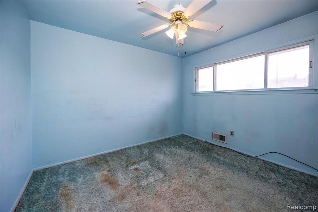 13079 Edison Street Southgate, MI 48195 - Photo 29 of 39 Gallery Image 29