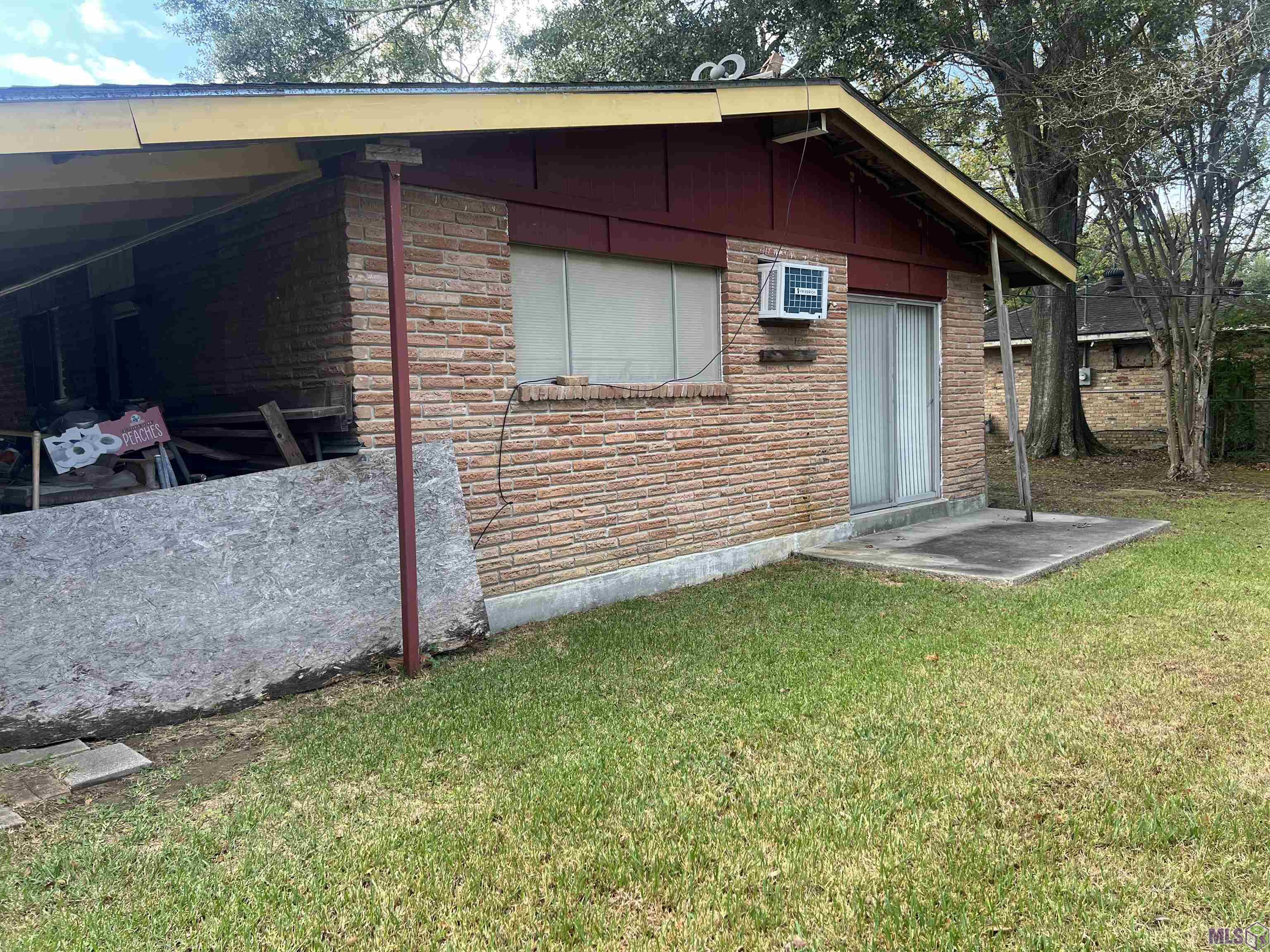 2341 Sweetleaf Street Baton Rouge, LA 70816 - Photo 2 of 4