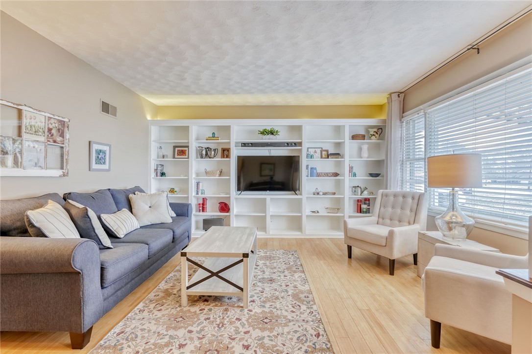 133 Collamer Road Parma, NY 14468 - Photo 2 of 42