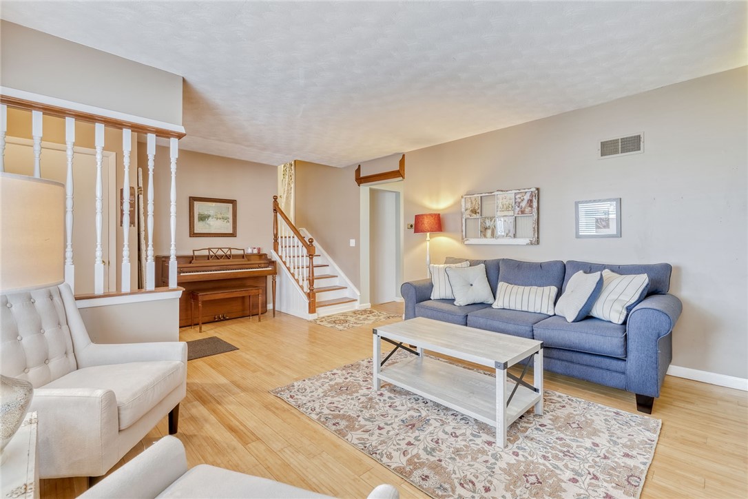 133 Collamer Road Parma, NY 14468 - Photo 6 of 42