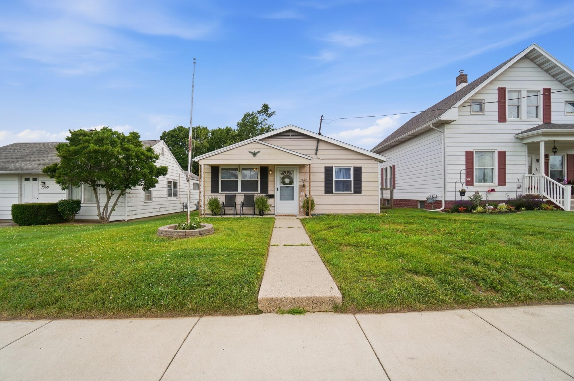 1562 Rutland Avenue Springfield, OH 45505 - Photo 4 of 42