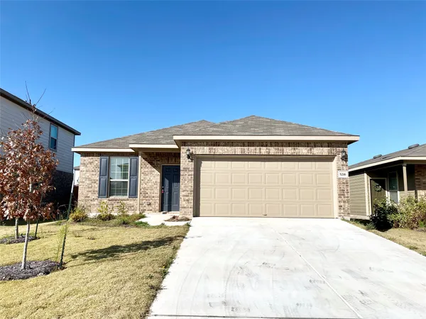 $1,675 | 5216 Cressler Lane, Jarrell, TX 76537