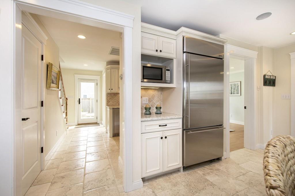 20 Grasshopper Lane Scituate, MA 02066 - Photo 12 of 40