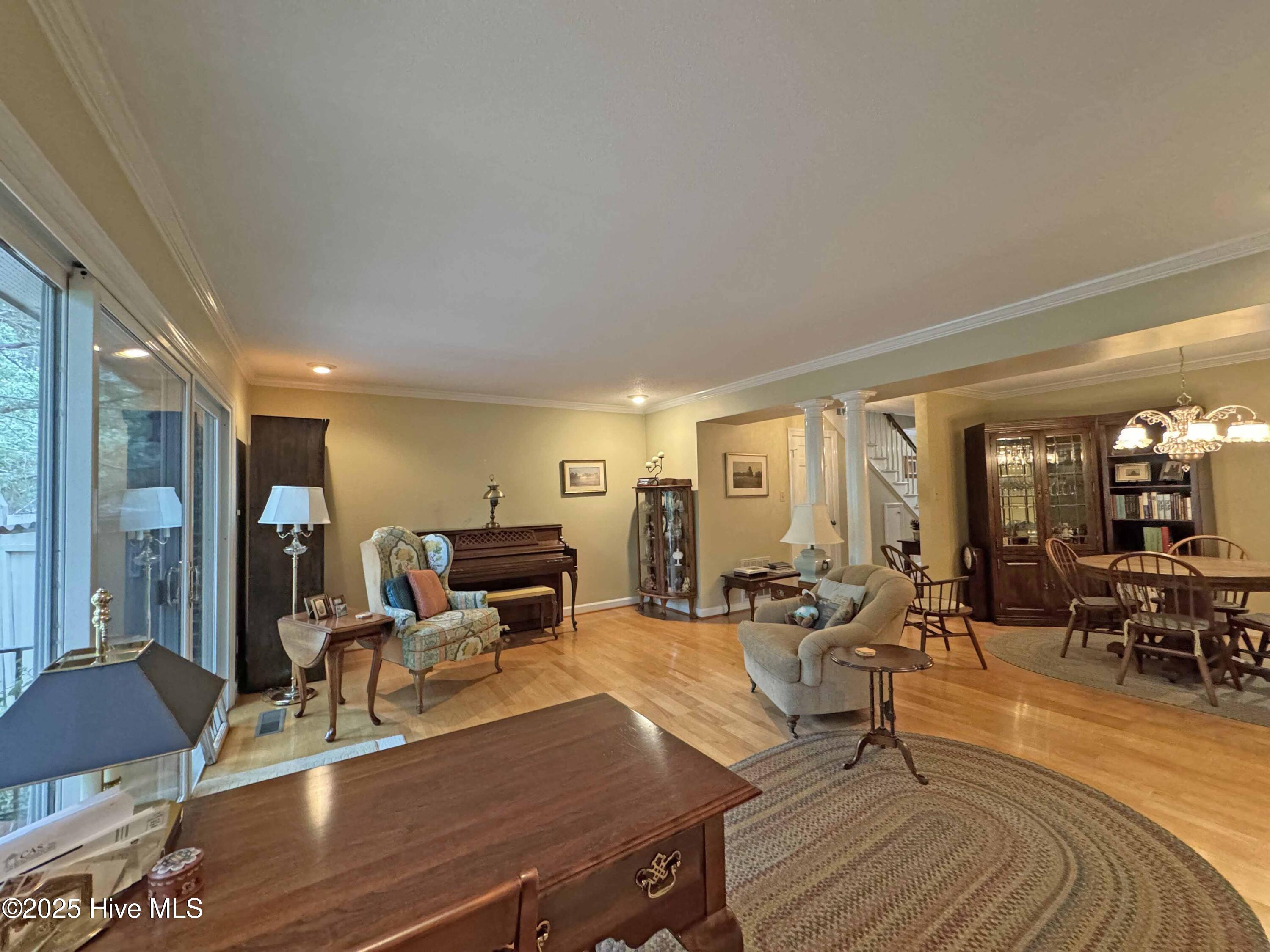 190 Palmetto Road, Unit 21 Pinehurst, NC 28374 - Photo 4 of 26 Spacious Living Room