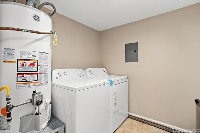 $170,000 | 420 Amistad Boulevard, Universal City, TX 78148