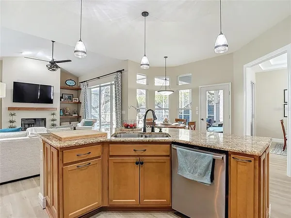 $4,800 | 9906 Bennington Drive, Tampa, FL 33626