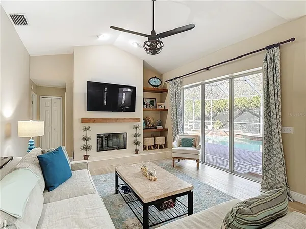 $4,800 | 9906 Bennington Drive, Tampa, FL 33626