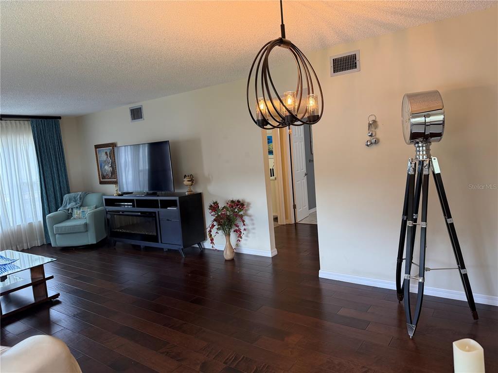 2426 Ecuadorian Way, Unit 40 Clearwater, FL 33763 - Photo 6 of 15