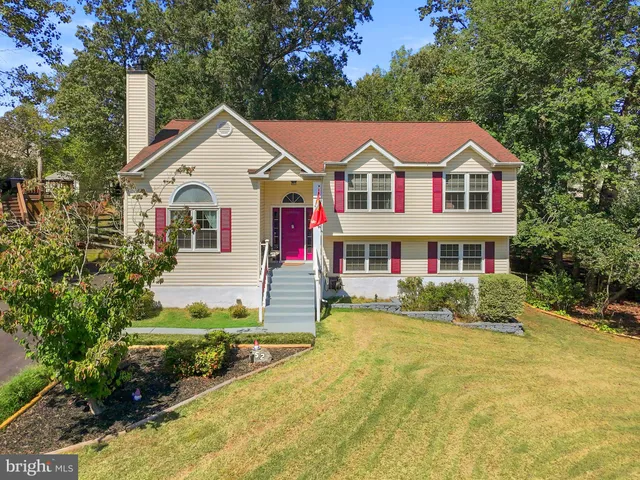 $465,900 | 52 Melanie Hollow Lane, Fredericksburg, VA 22405