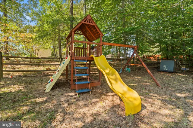 $465,900 | 52 Melanie Hollow Lane, Fredericksburg, VA 22405