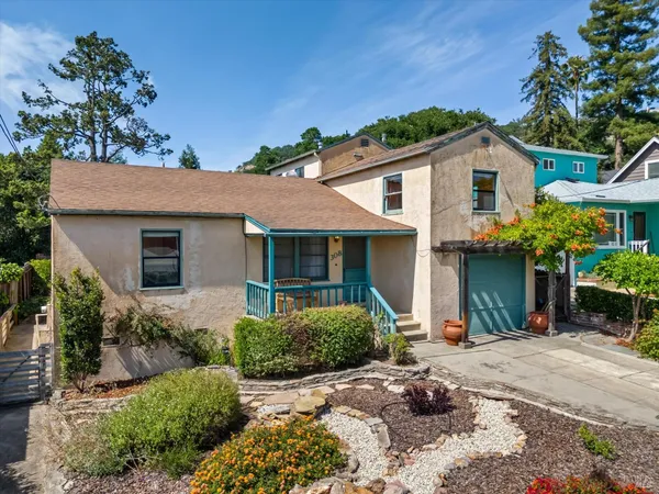 $845,000 | 308 East Berna Avenue, Napa, CA 94559