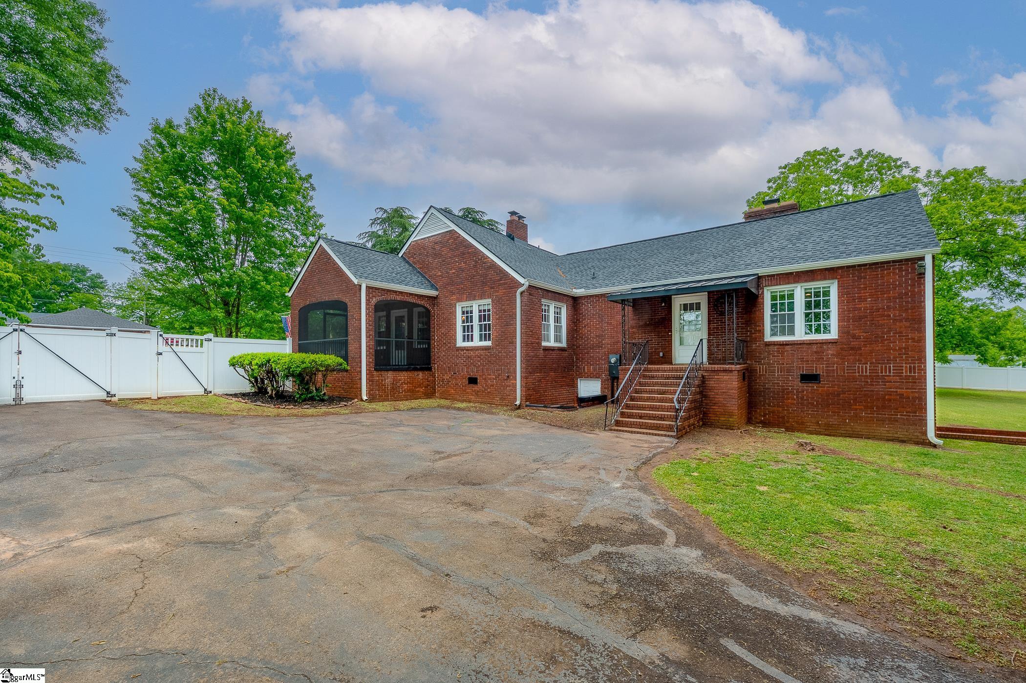 709 West Main Street Pickens, SC 29671 - Photo 37 of 45 Gallery Image 37