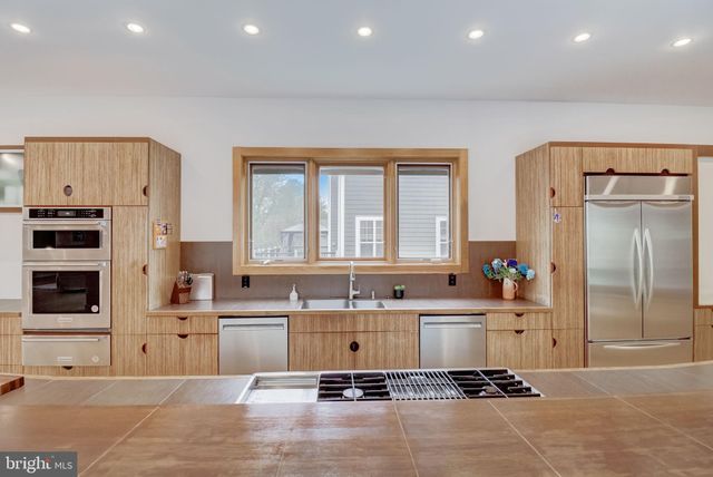 $1,850,000 | 1617 Kirby Road, McLean, VA 22101