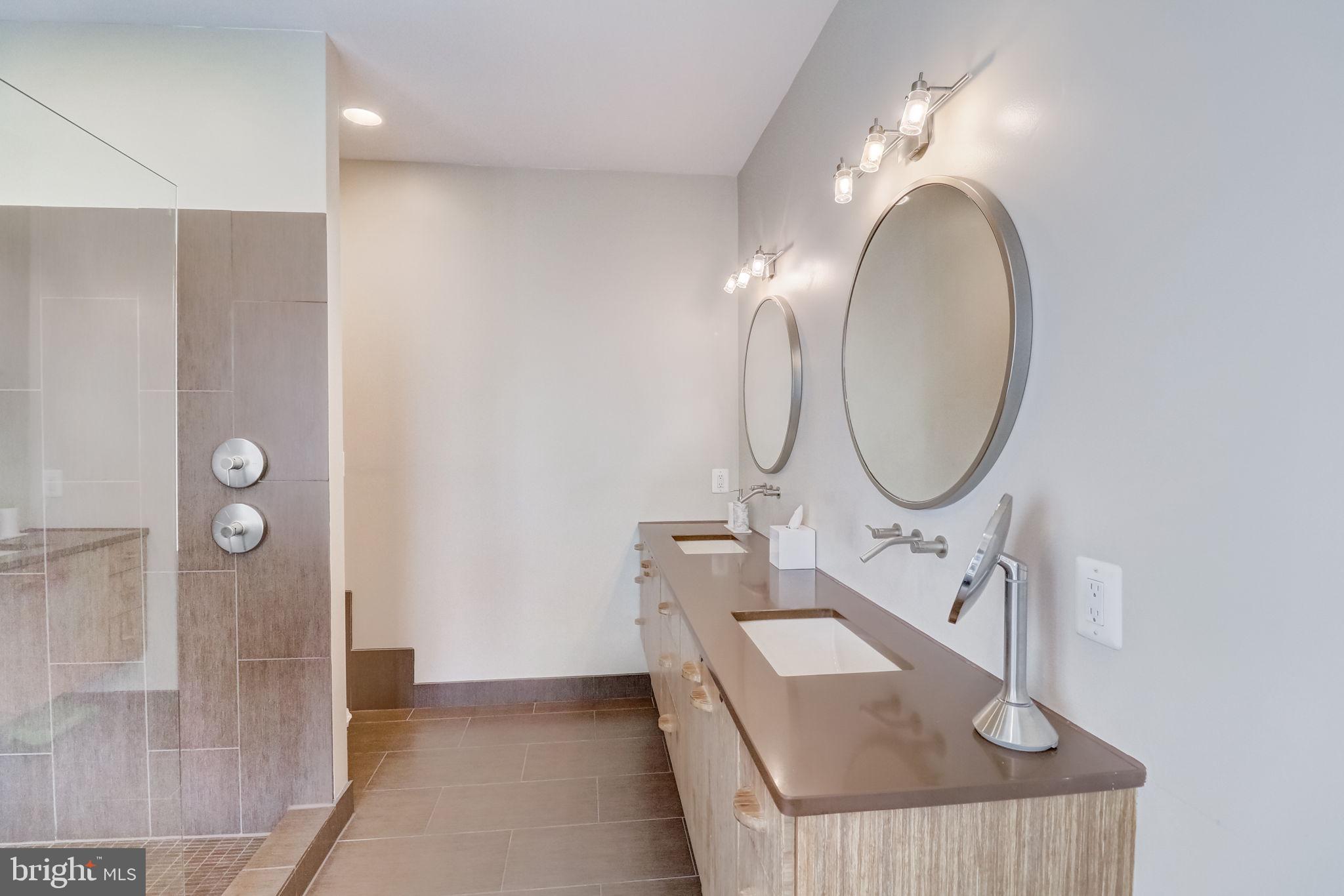 1617 Kirby Road McLean, VA 22101 - Photo 46 of 86 PRIMARY EN SUITE