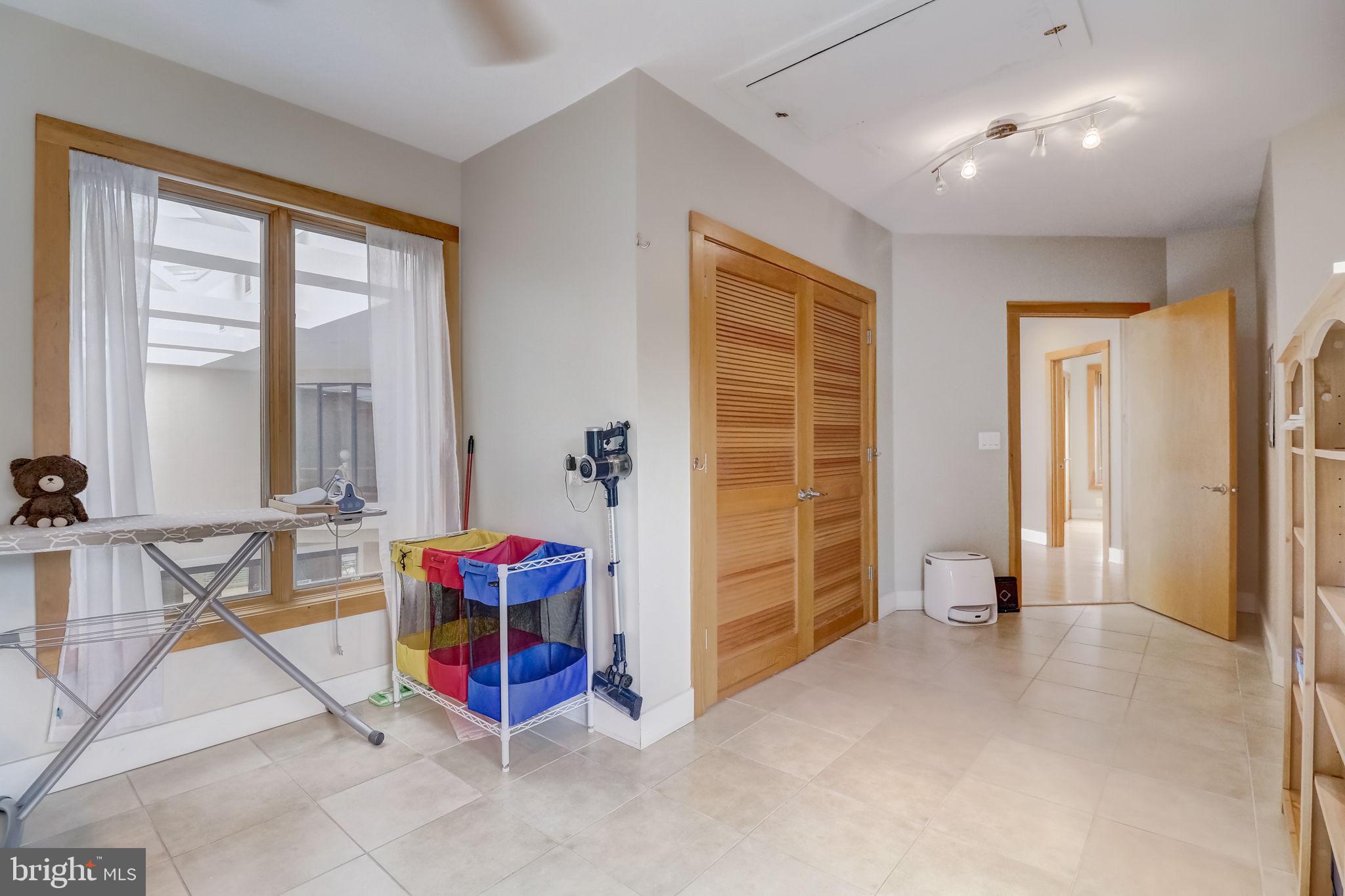 1617 Kirby Road McLean, VA 22101 - Photo 64 of 86 UPPER LEVEL LAUNDRY