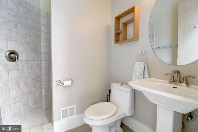 $1,850,000 | 1617 Kirby Road, McLean, VA 22101