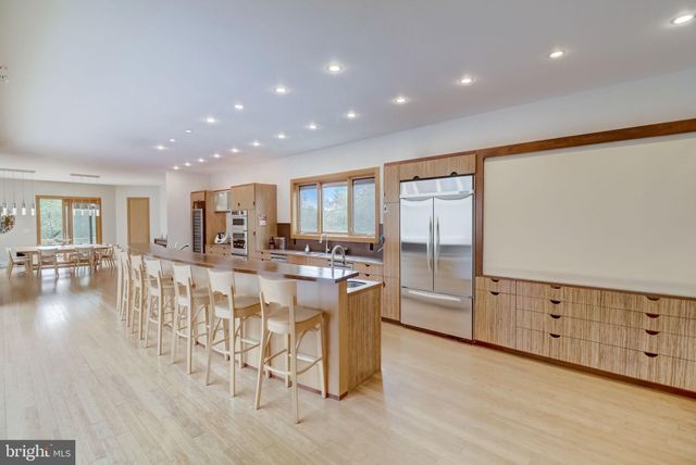 $1,850,000 | 1617 Kirby Road, McLean, VA 22101