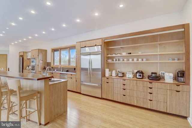 $1,850,000 | 1617 Kirby Road, McLean, VA 22101