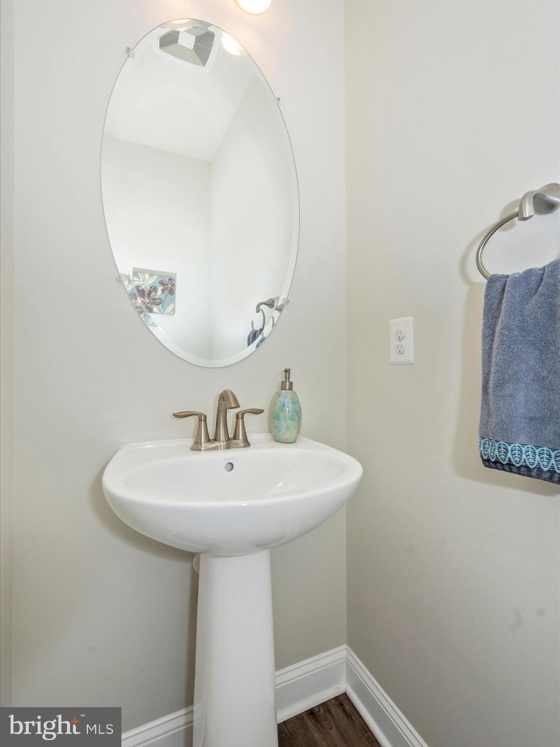619 East 7th Street Frederick, MD 21701 - Photo 7 of 52 Powder Room