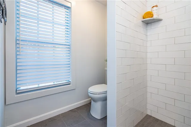 $409,900 | 32 Exchange Street, Unit 1A, East Greenwich, RI 02818