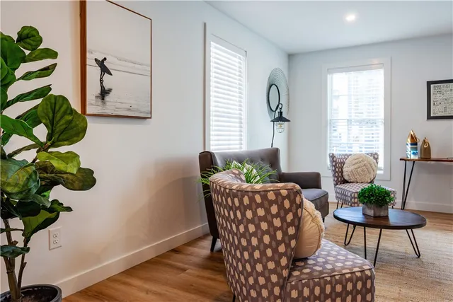 $409,900 | 32 Exchange Street, Unit 1A, East Greenwich, RI 02818